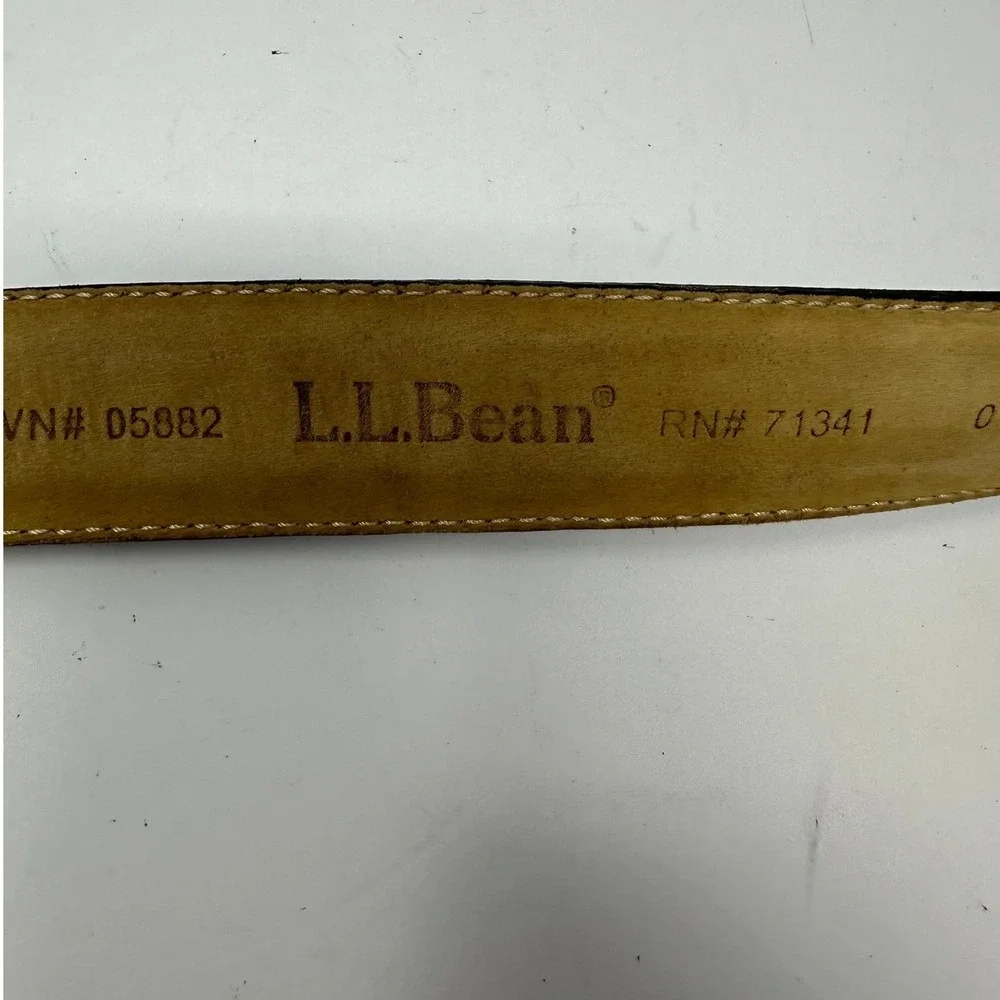 LL Bean Mens Burgundy Leather Belt 42 Solid Brass Buckle Made in Turkey 0VT4731